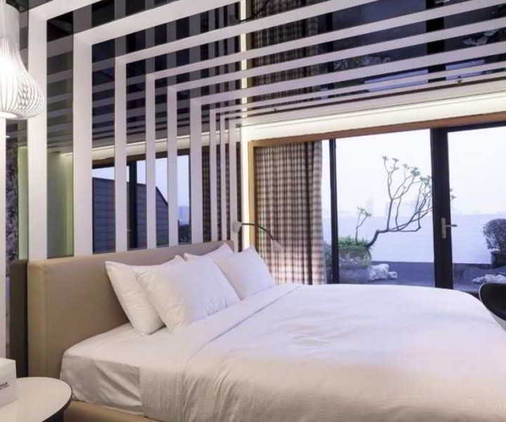 Royal Hotel Group- Central Park Branch Kaohsiung Esterno foto