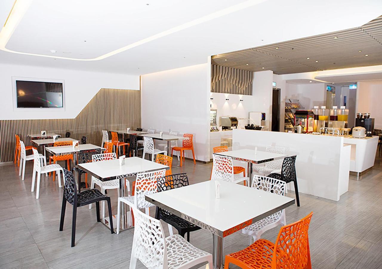 Royal Hotel Group- Central Park Branch Kaohsiung Esterno foto